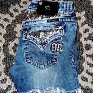 Miss me shorts size 26